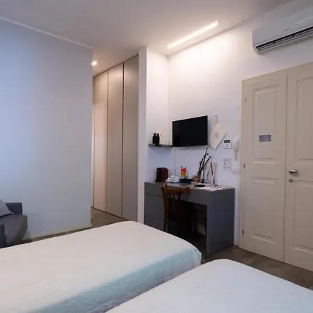 Vittorio Veneto 25 Affittacamere 4*