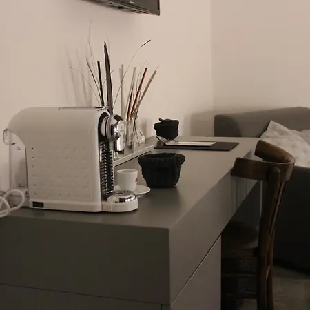 Penzion Vittorio Veneto 25 Modena