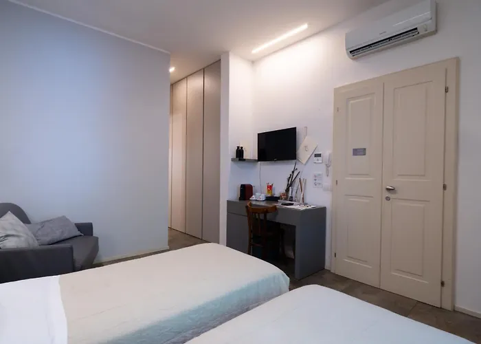 Vittorio Veneto 25 בית הארחה 4*