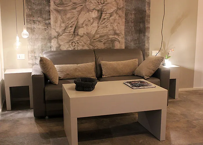 Vittorio Veneto 25 Modena