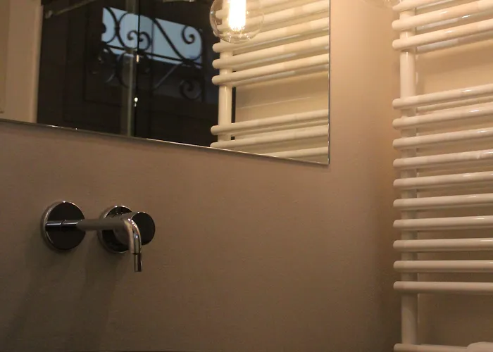 Vittorio Veneto 25 בית הארחה מודנה